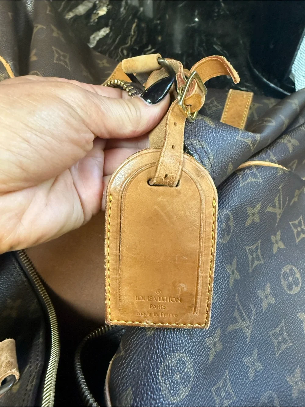 Authentic LOUIS VUITTON large duffel bag traveler tote w/ luggage tag lock